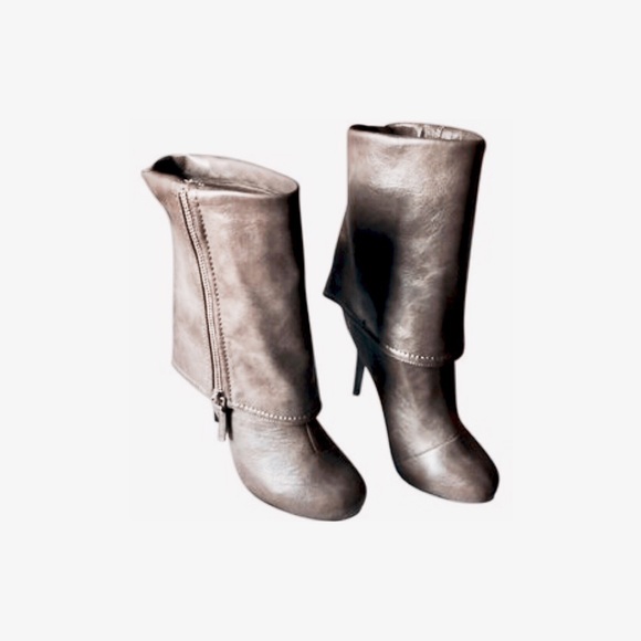 Gray Boots - Picture 4 of 4